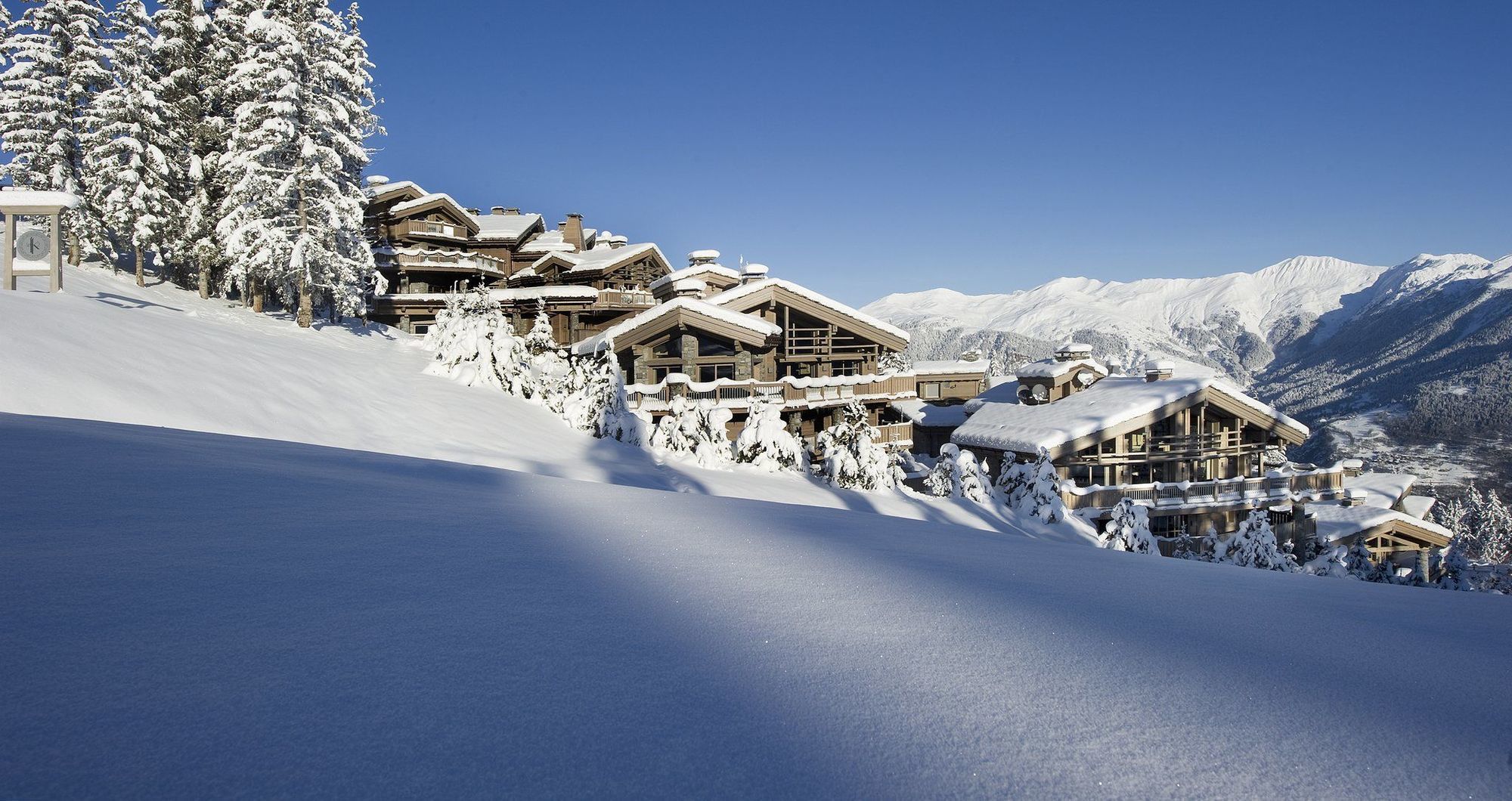 Hotel Le K2 Palace Courchevel Esterno foto