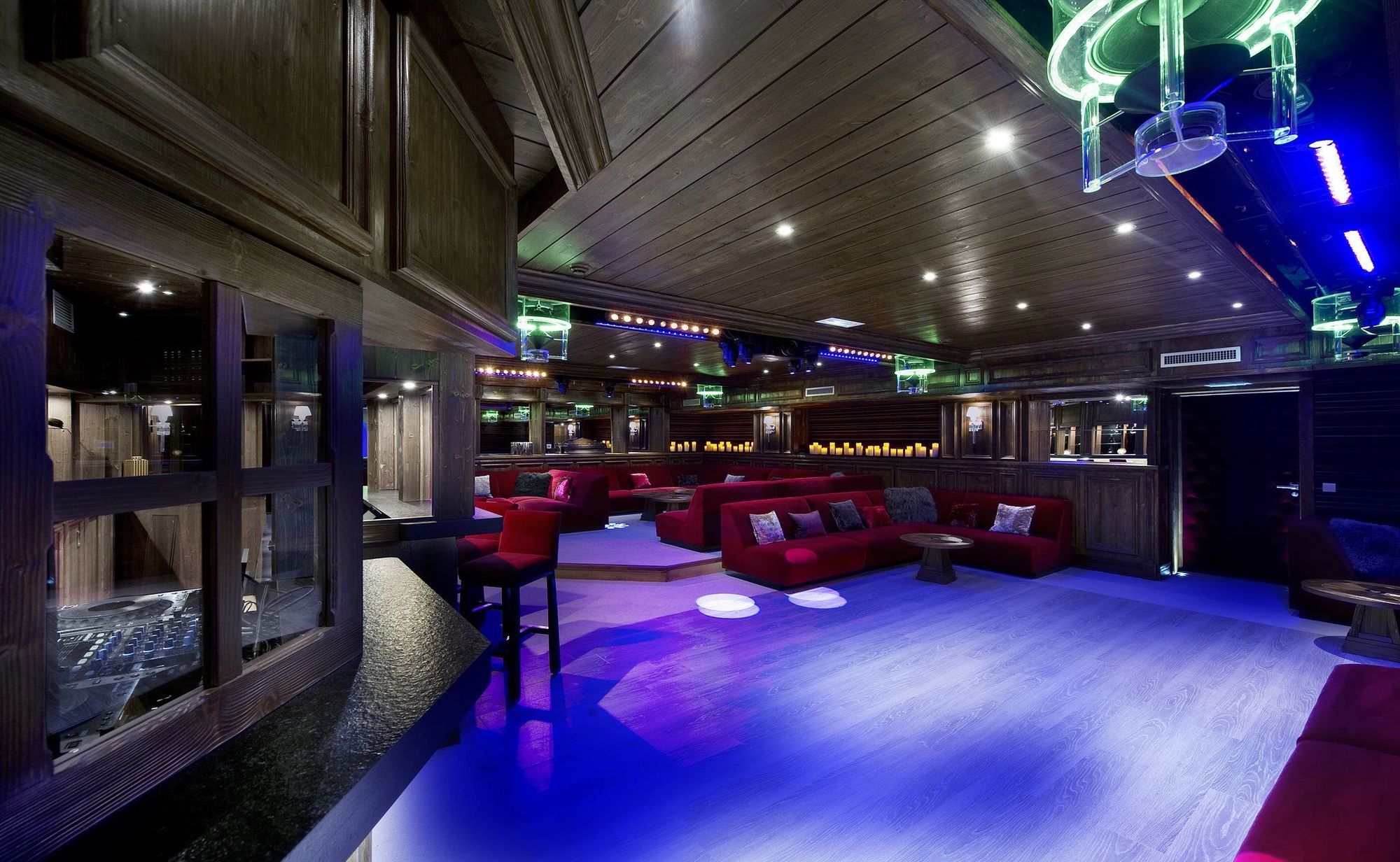 Hotel Le K2 Palace Courchevel Esterno foto